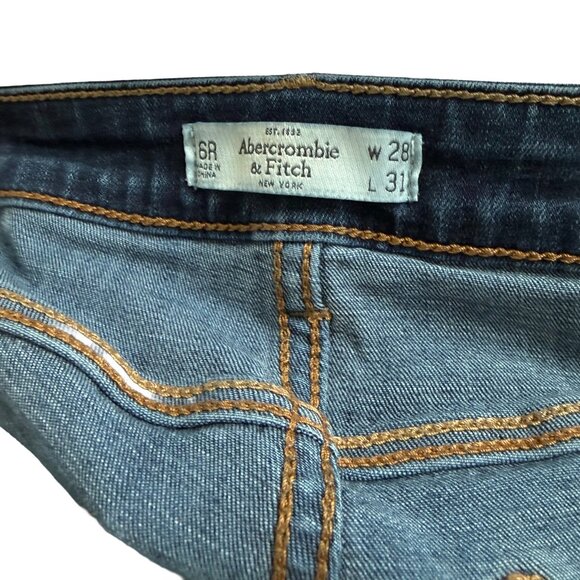 Abercrombie & Fitch Women's Dark Blue Skinny Jeans - Picture 7 of 8
